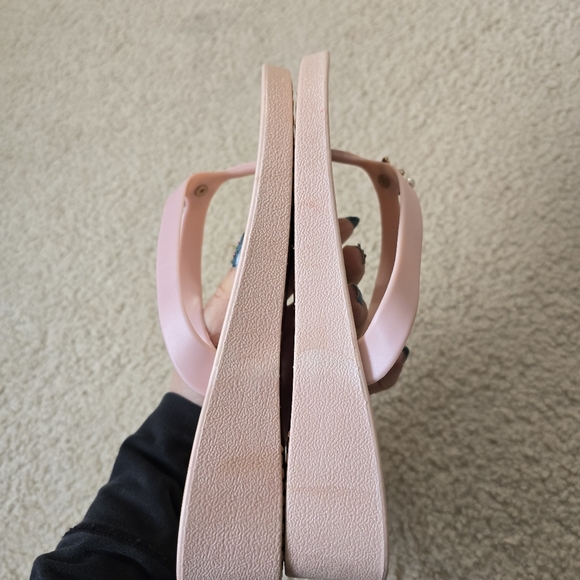 Charlie Paige Blush Sandals with Starfish Detail - Picture 9 of 9